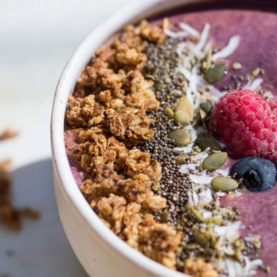 Smoothie bol baies chia chanvre